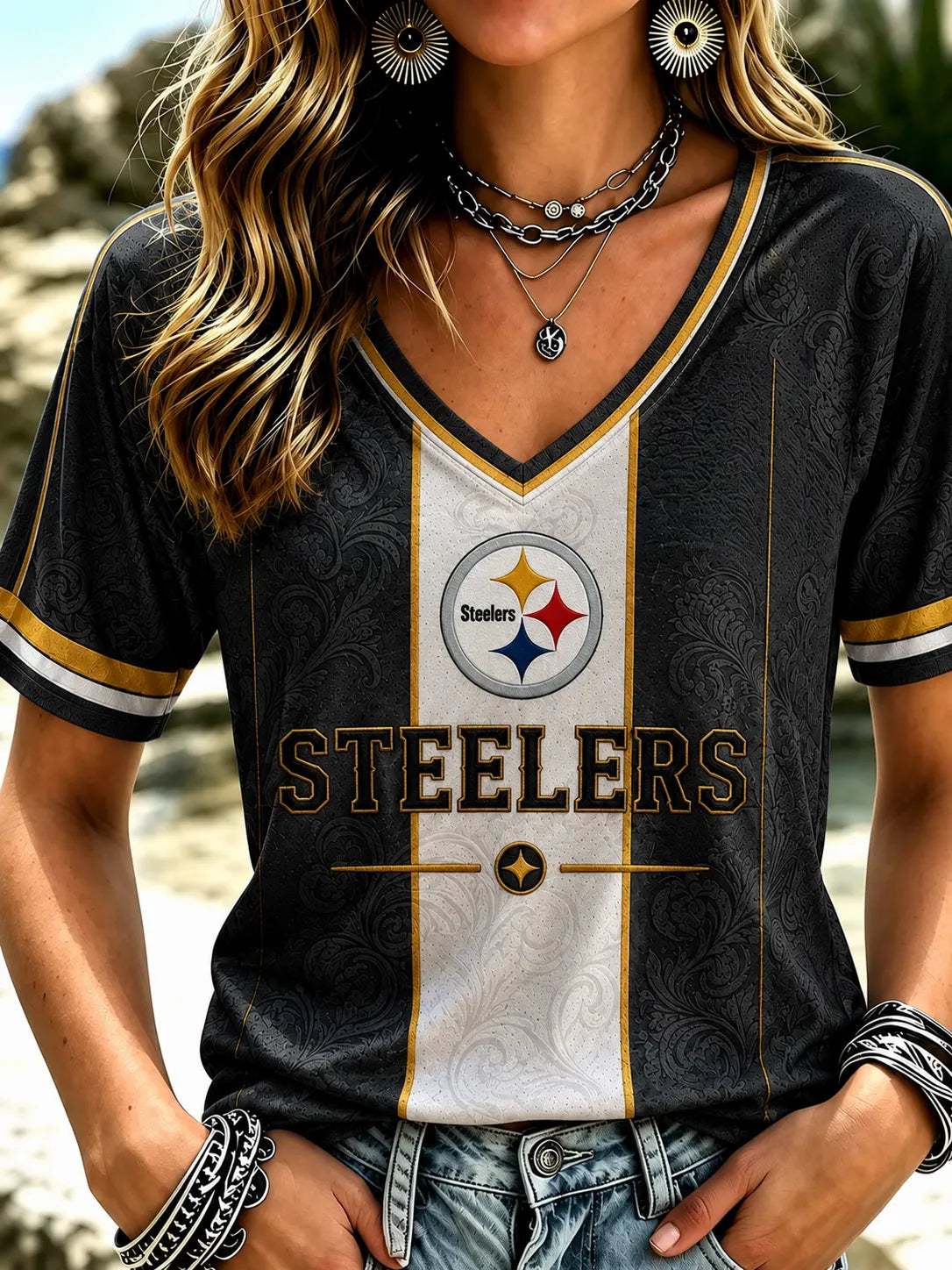 Women's Steelers V-Neck Tee